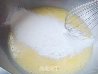 Make Flamingo cake roll step 5
