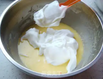 Make Flamingo cake roll step 11