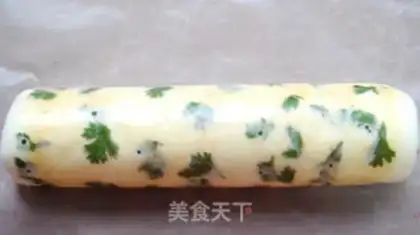 Make Flamingo cake roll step 17