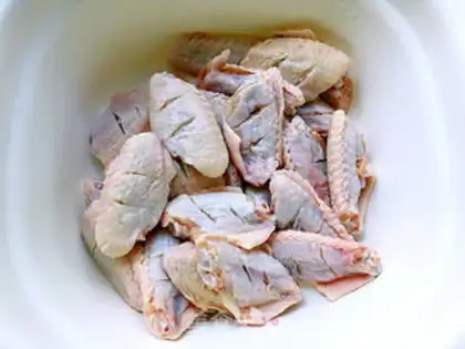 Make Hot chicken wings step 0