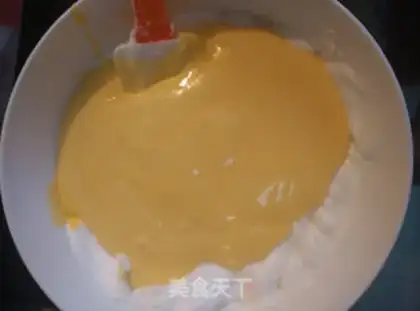 Make A giraffe roll step 12