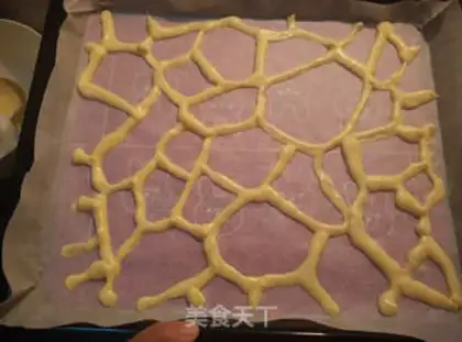 Make A giraffe roll step 14