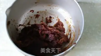 Make Red sugar date mud cake step 1
