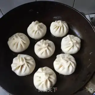 Make Panty buns step 5