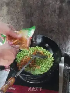 Make Squeeze the beans step 2