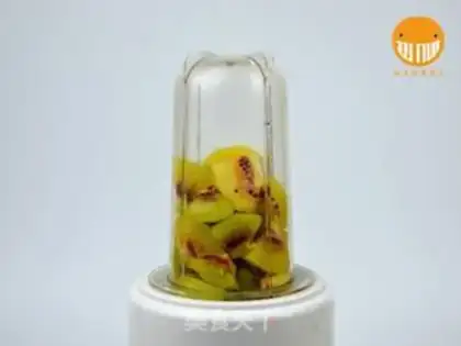 Make The cocktail is eccentric step 1