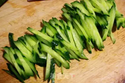 Make Pork ears with cucumbers step 1