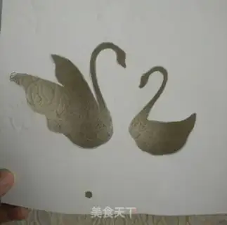 Make Swan Chifeng cake step 16