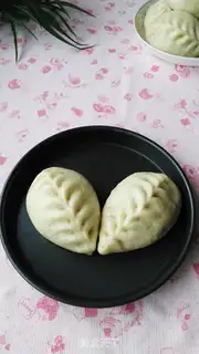 Make Rop leaves buns step 12