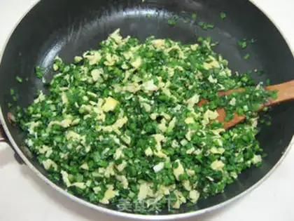 Make Egg omelet buns step 8