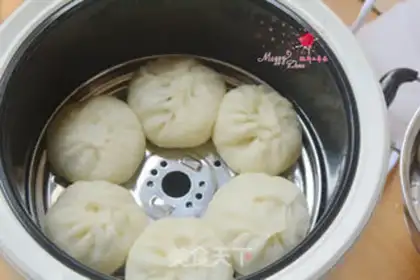 Make Egg omelet buns step 12