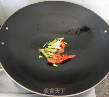 Make Chili garlic sprouts step 5