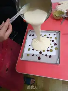 Make Bear Cake roll step 13
