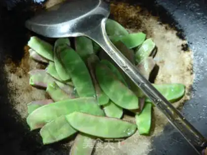Make Pyramid fried lentils step 1