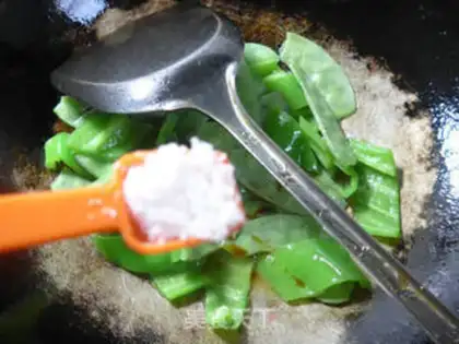 Make Pyramid fried lentils step 6