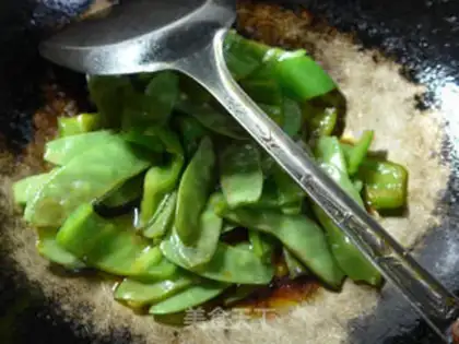 Make Pyramid fried lentils step 8
