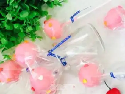 Make Cake lollipops step 12