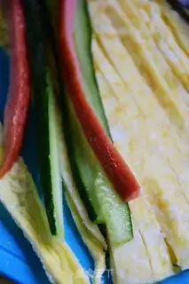 Make Sweet sushi step 2