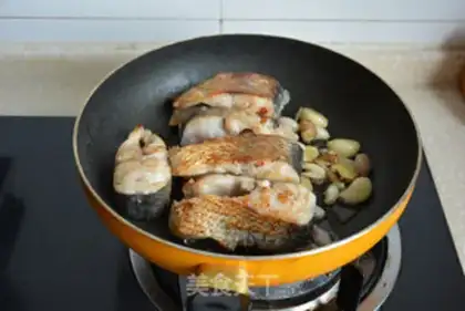 Make Blue fish step 4
