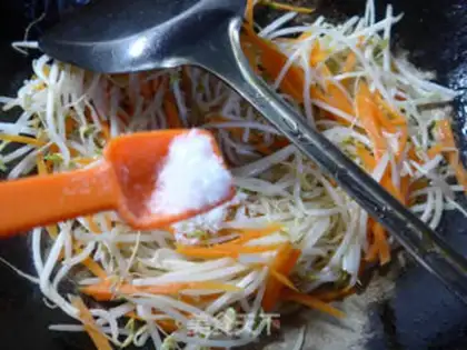 Make Carrot and green beans step 4