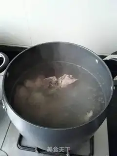 Make Milky white pig bones step 2