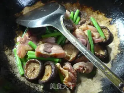 Make Frozen mushrooms and beans for chicken legs step 7