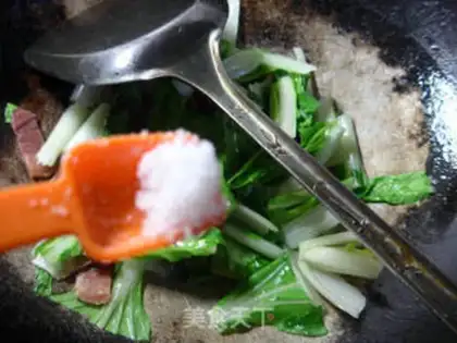 Make The ham and cabbage step 4