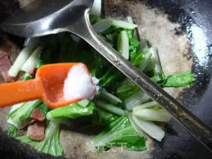 Make The ham and cabbage step 5
