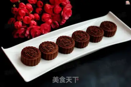 Make Chocolate pineapple step 6