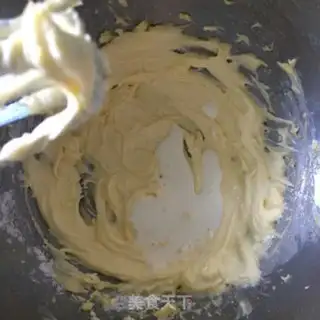 Make Light cream cookies step 1