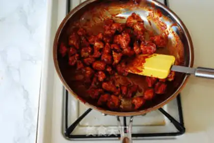 Make Korean chicken and rice step 6