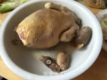 Make Chicken soup, hen soup step 1