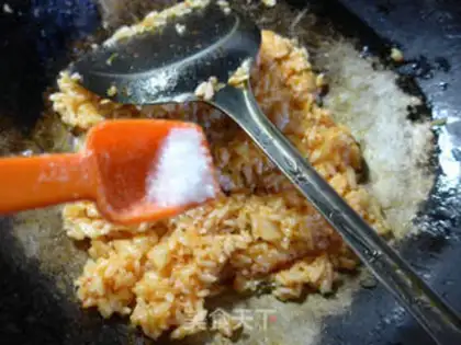 Make Egg pickles and rice step 4