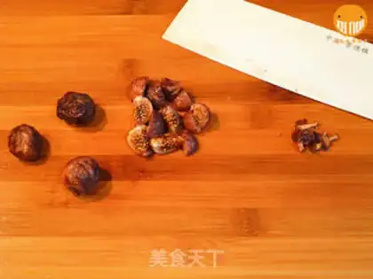 Make Tomato red fig jam step 1