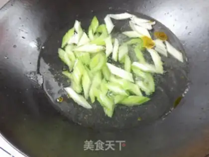 Make Celery walnut salad step 3