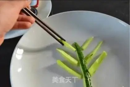Make Artistic vegetable fruit salad step 1