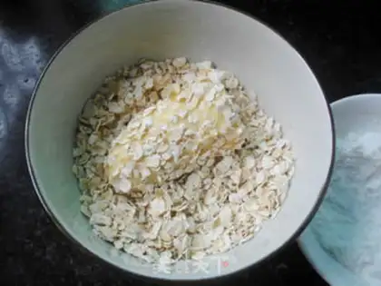 Make oatmeal banana roll step 2