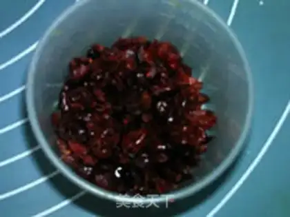 Make Yogurt cranberry casserole step 1