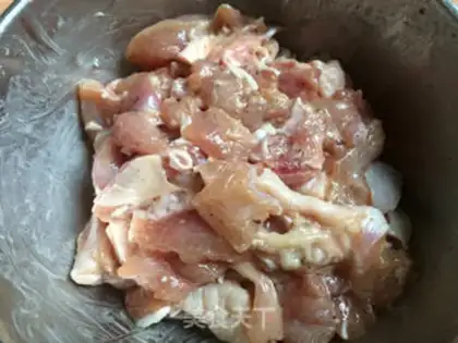 Make The chickens of the song step 3
