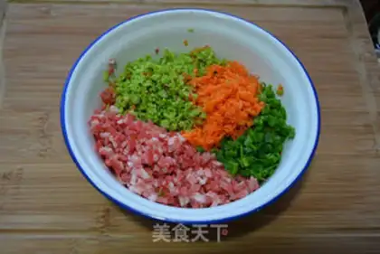 Make Eggs and heartballs step 2