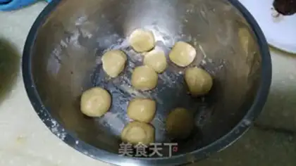 Make Bean and egg yolks step 6