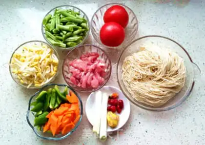 Make Steamed halogen noodles step 0