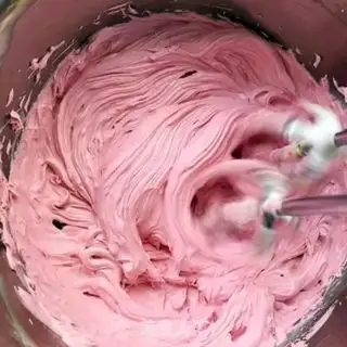 Make Cheese twilight cupcakes step 20