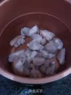 Make Red burning of pigs