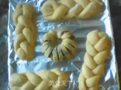 Make Little braid bread step 4