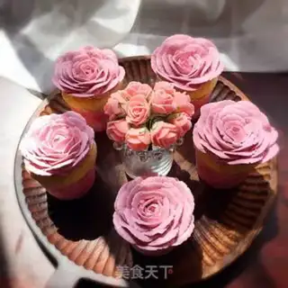 Make Cheese twilight cupcakes step 25