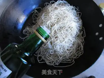 Make The halogen noodles step 0