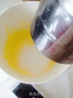 Make Little yolk cookies step 3
