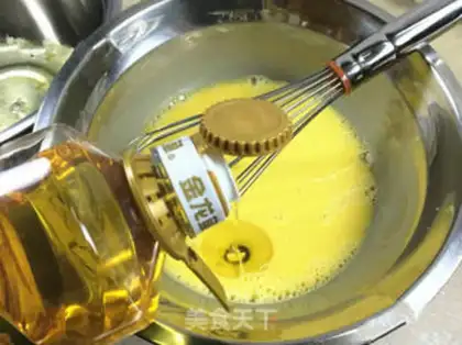 Make Mango cake rolls step 2
