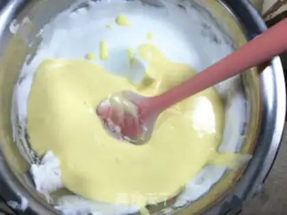 Make Mango cake rolls step 8